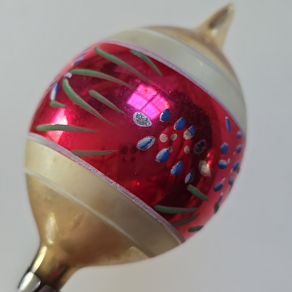 Vintage Holiday Ornament Set - Pink, Gold, Blue - 1950's - Picture 7 of 10